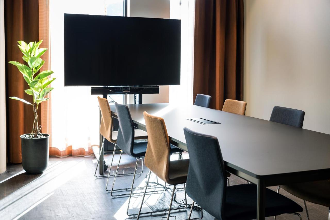 Quality Hotel ハーシュタ エクステリア 写真